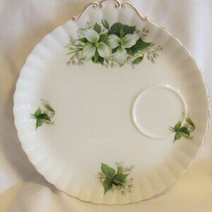 Royal Albert Trillium Sandwich Plate, Finest English Bone China, Gold Trim  K841